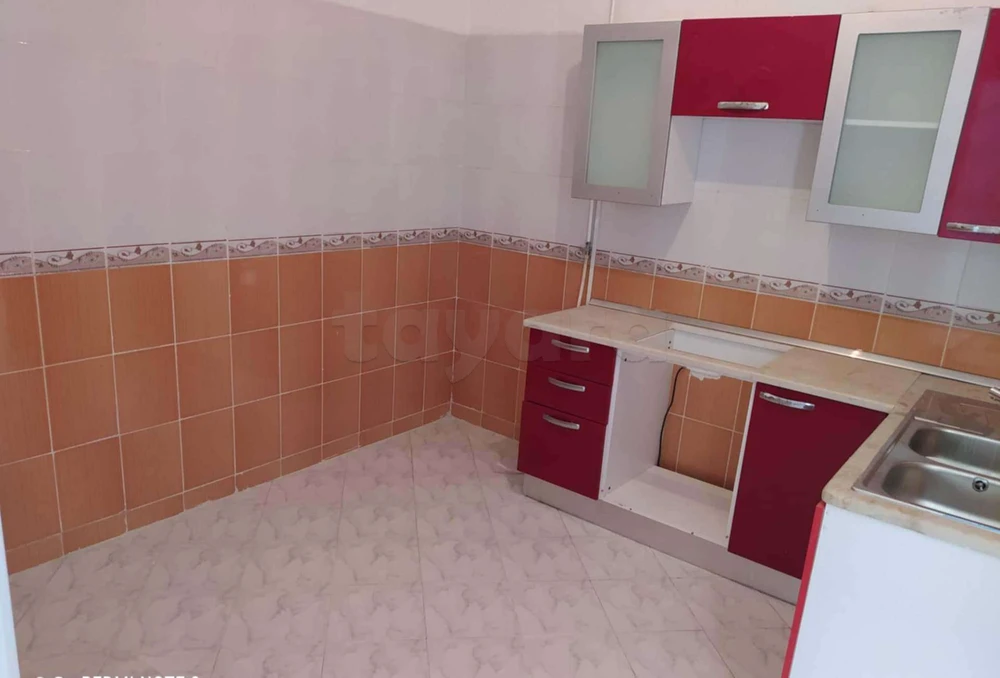 A.V Appartement S+3