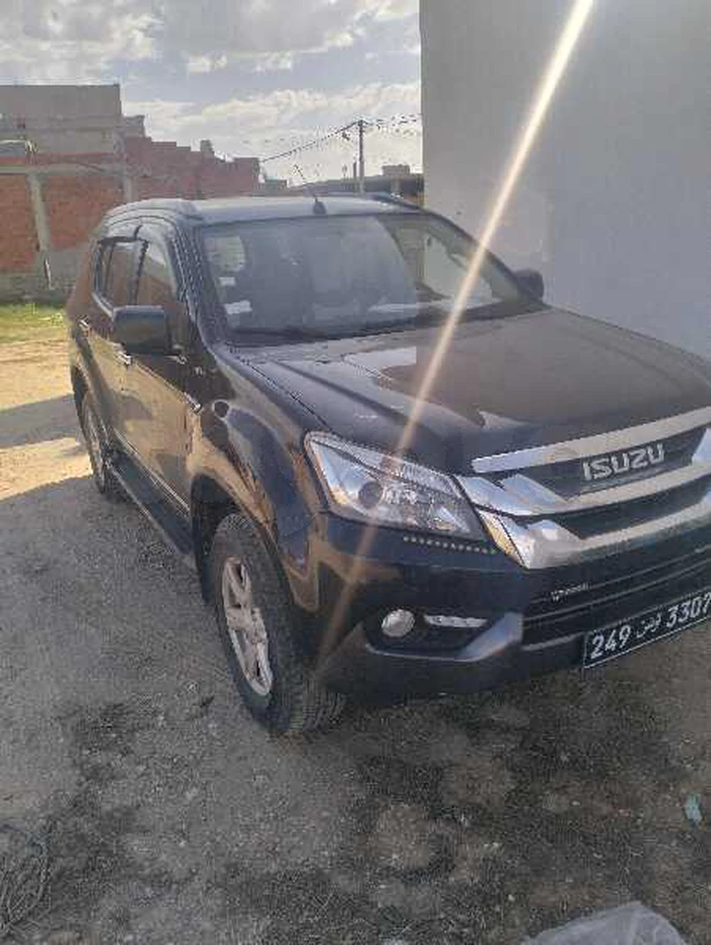 Carte voiture Isuzu D-Max