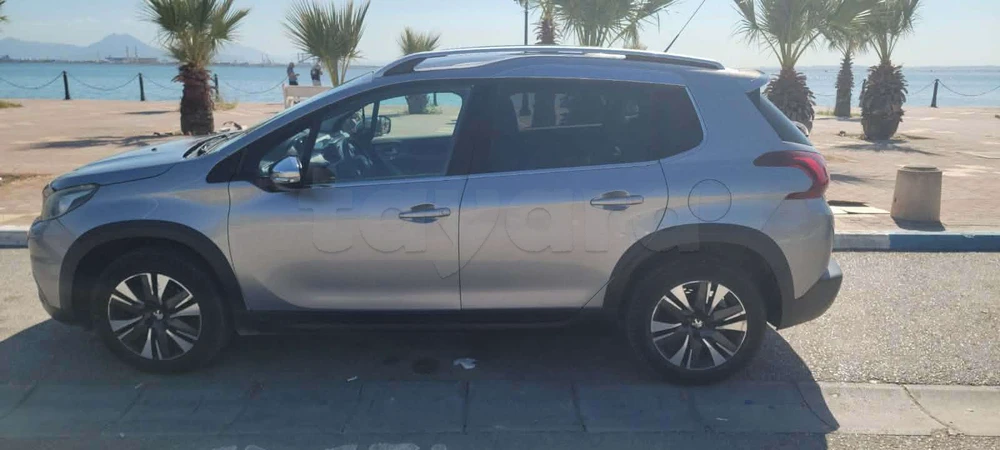 Carte voiture Peugeot 2008