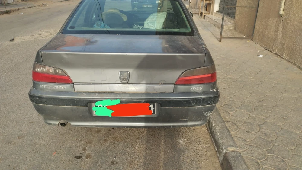Peugeot 406