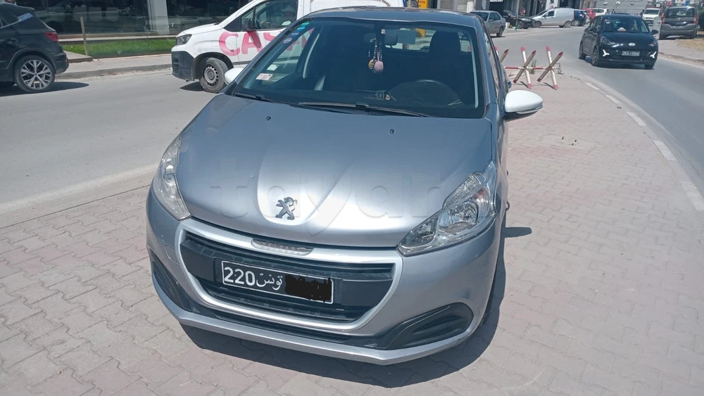 Carte voiture Peugeot 208