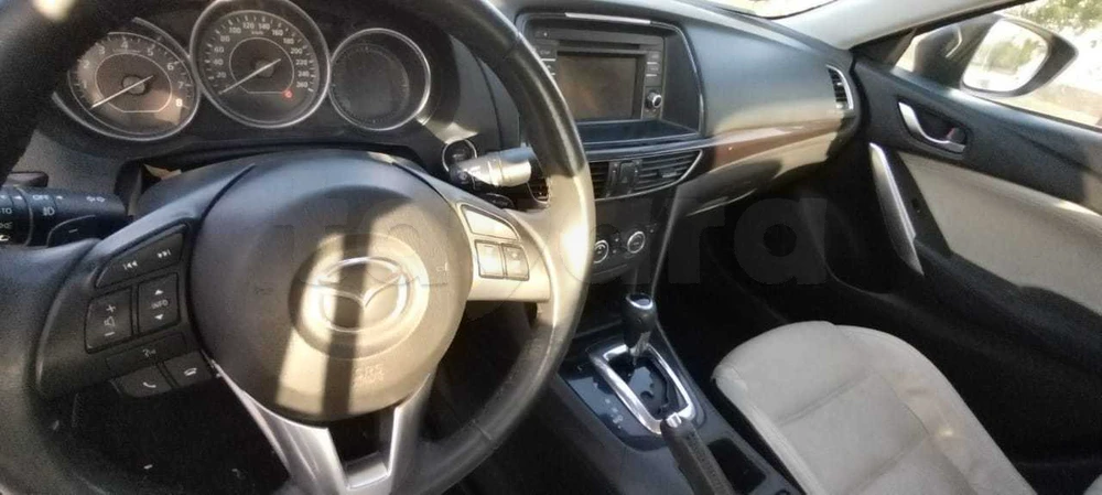 Mazda 6