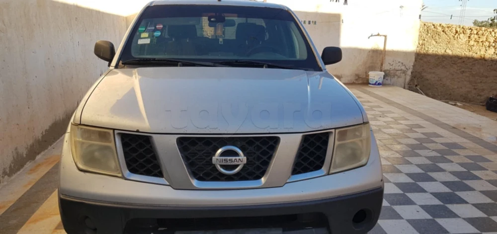 Carte voiture Nissan Navara