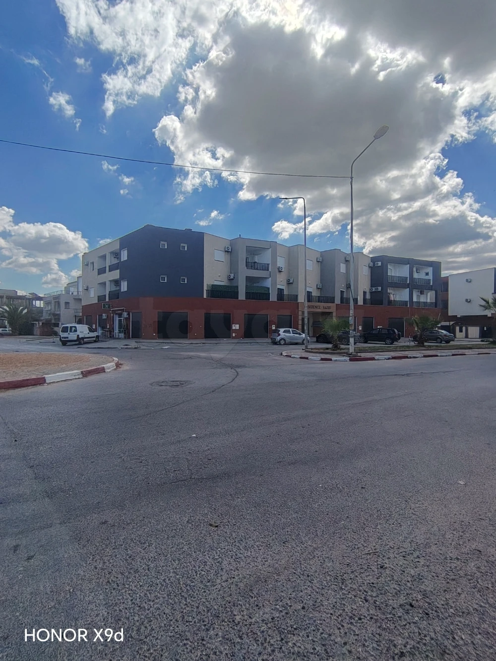 🏢 À VENDRE – TERRAIN COMMERCIAL R+3 À NOZHET SOLTAN | 🔑