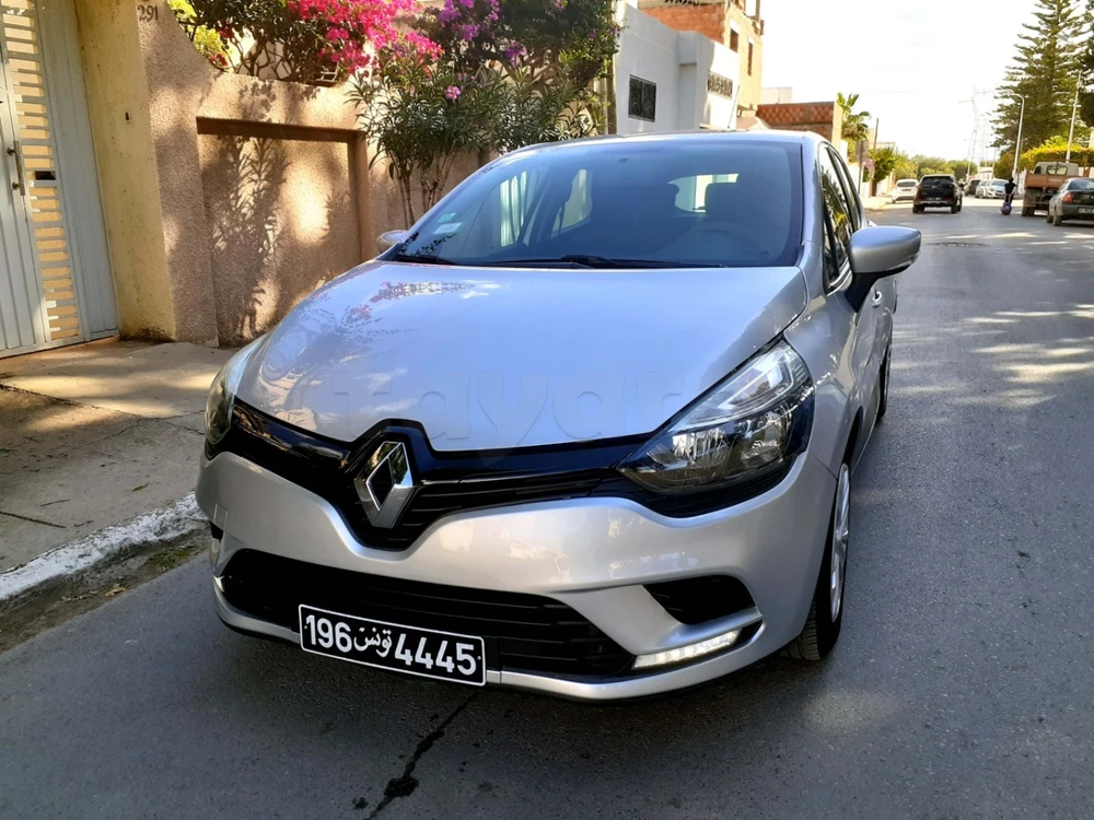 Carte voiture Renault Clio