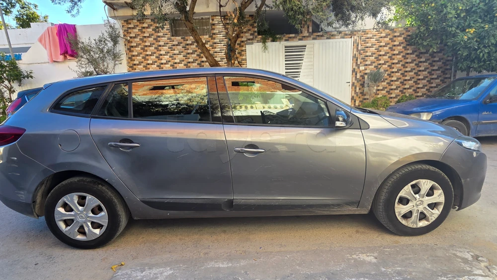 Carte voiture Renault Megane