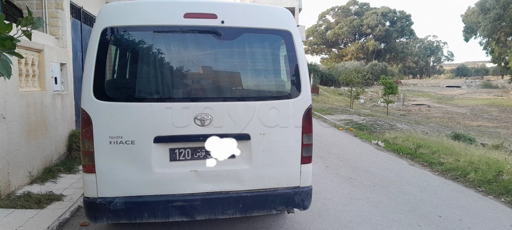 Carte voiture Toyota Hiace