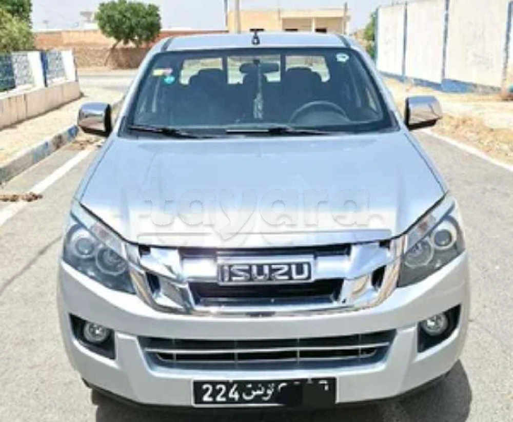 Carte voiture Isuzu D-Max