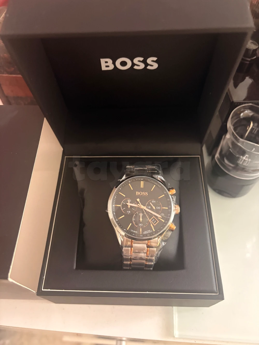 Montre boss neuve