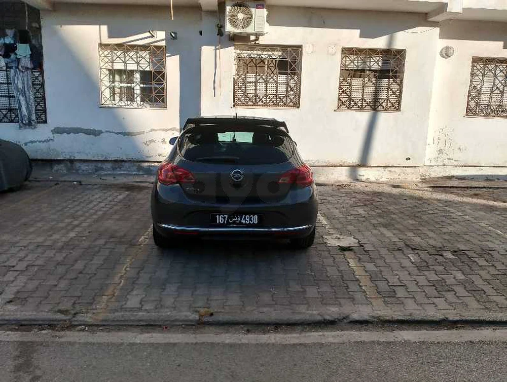 Carte voiture Opel Astra