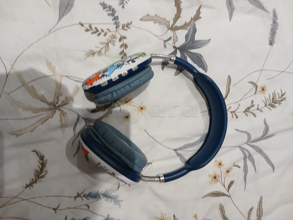 Je vends un casque gaming pour 20 dinars.