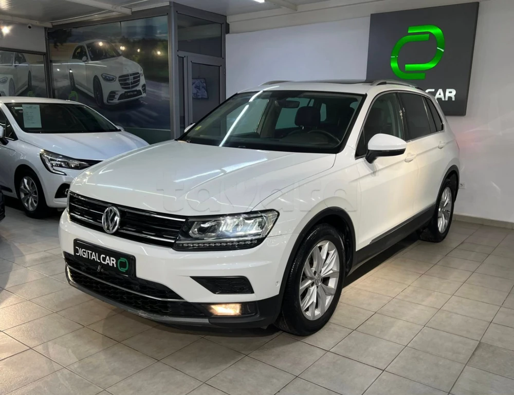 Carte voiture Volkswagen Tiguan
