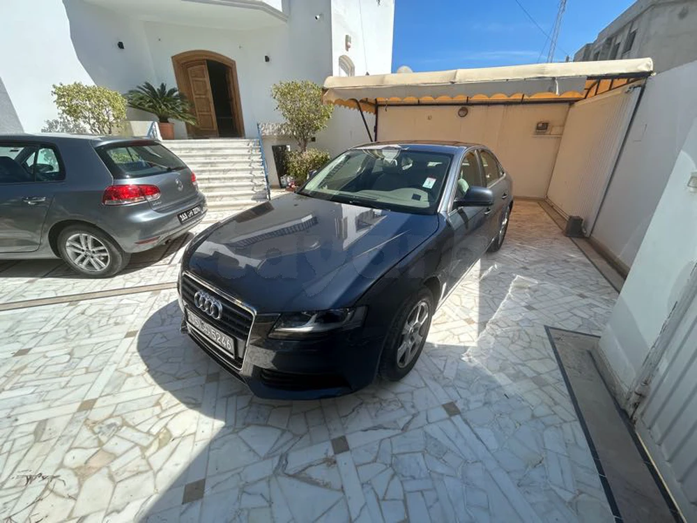 Carte voiture Audi A4
