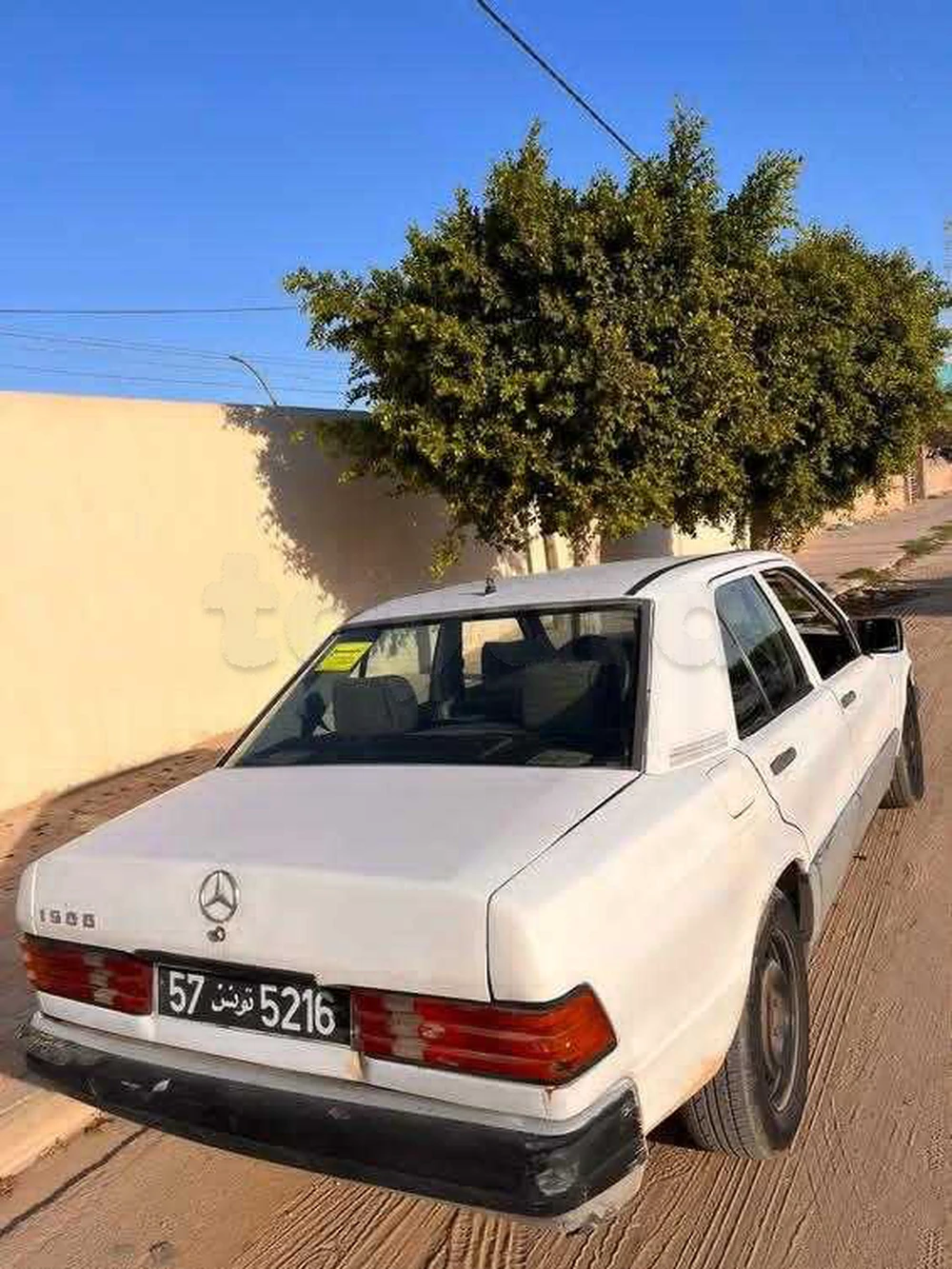 Mercedes-Benz 190