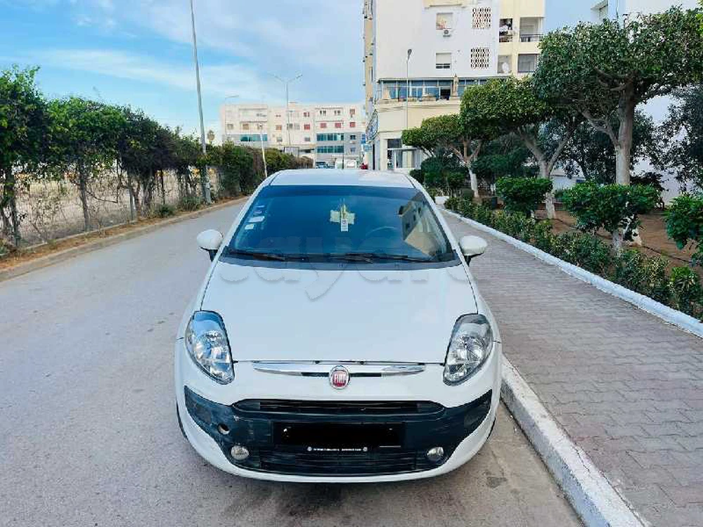 Carte voiture Fiat Punto