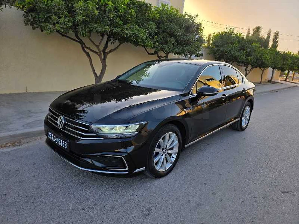 Carte voiture Volkswagen Passat