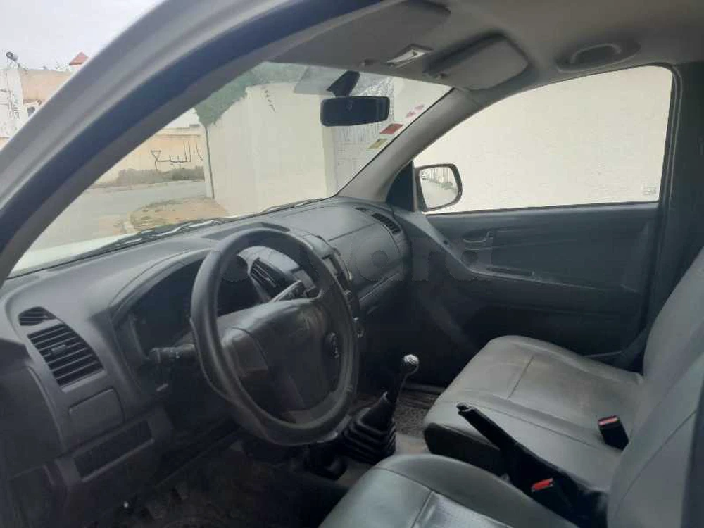 Carte voiture Isuzu D-Max