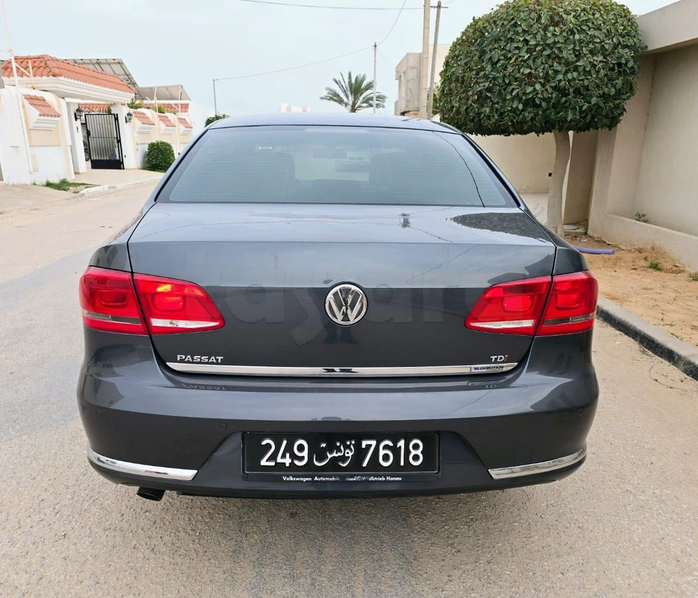 Carte voiture Volkswagen Passat