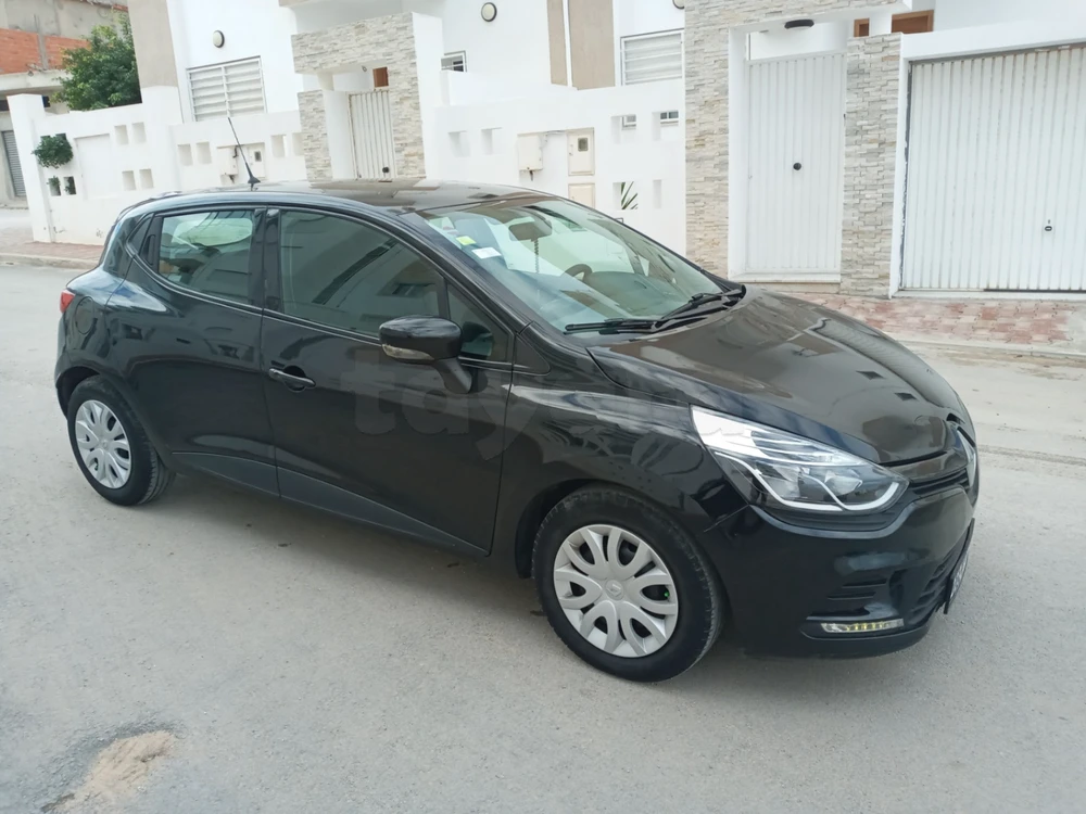 Carte voiture Renault Clio