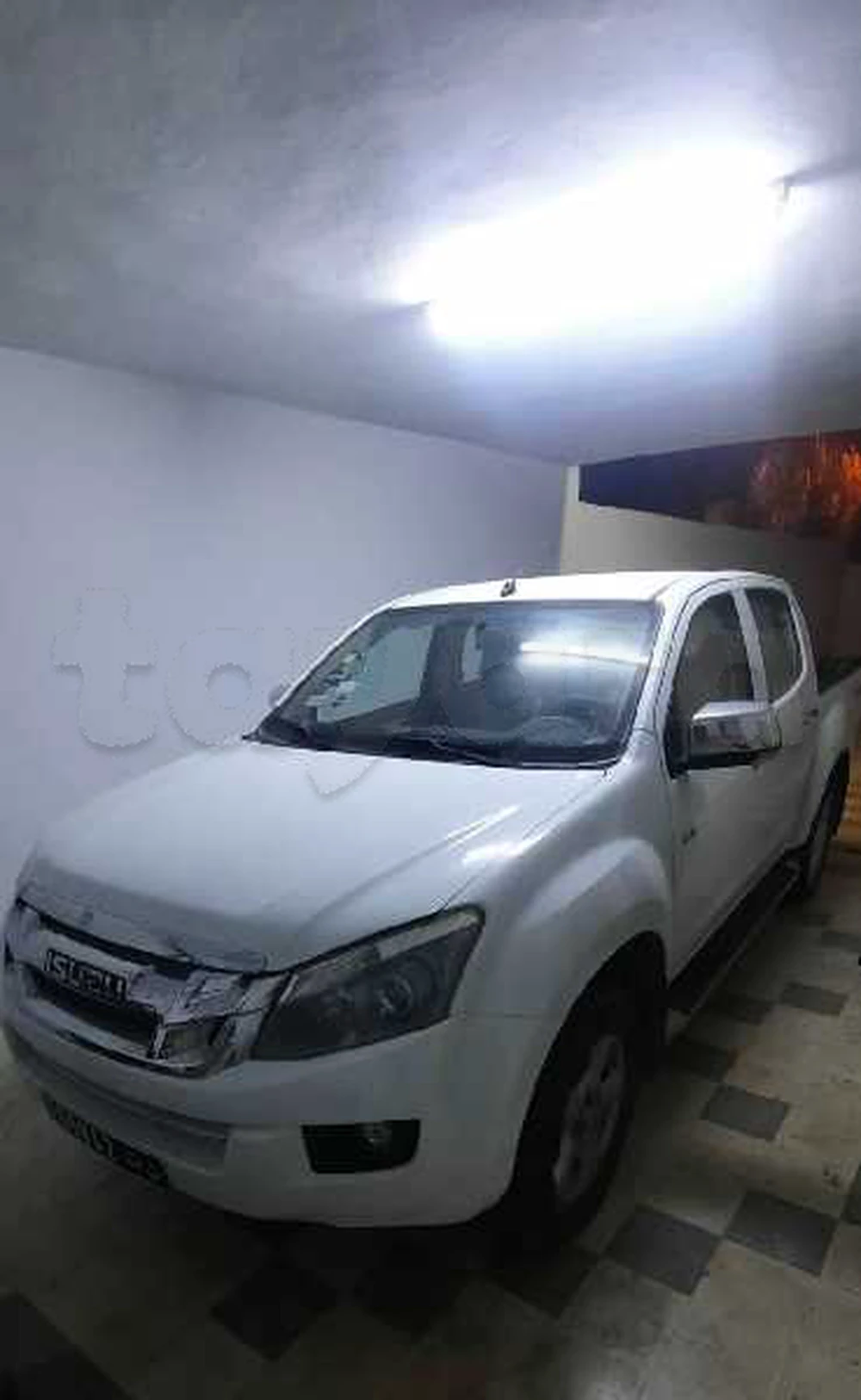 Carte voiture Isuzu D-Max