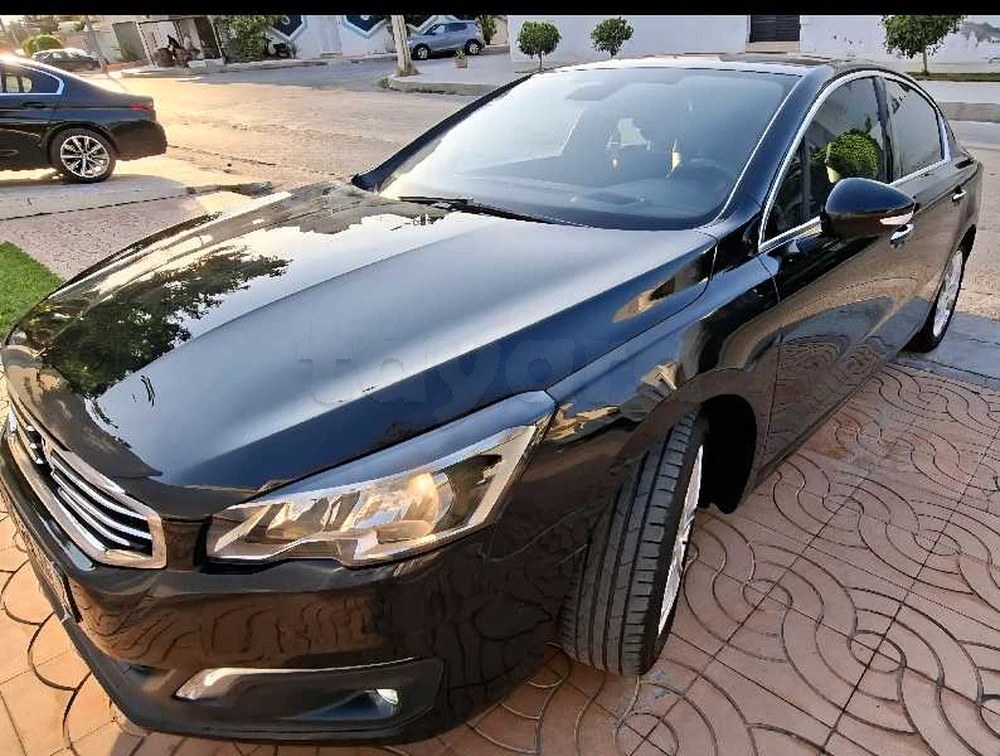 Carte voiture Peugeot 508