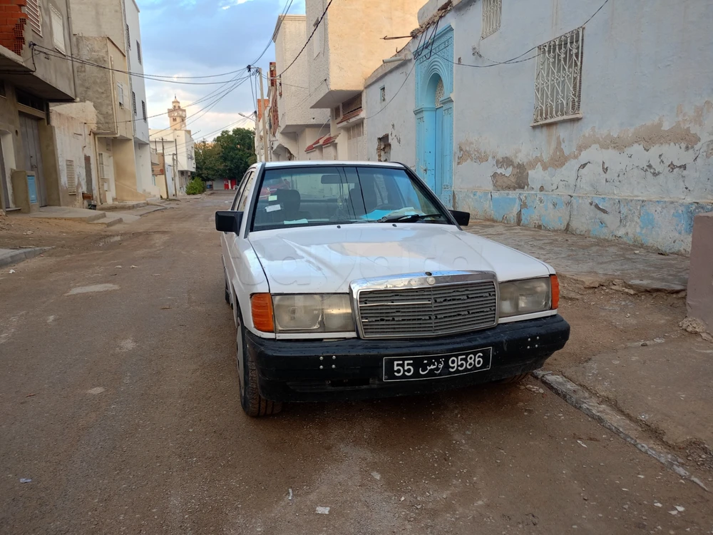 Carte voiture Mercedes-Benz 190