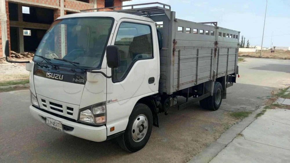 Isuzu Trooper