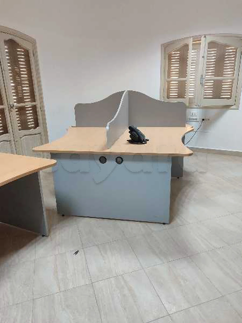 bureau 4 places