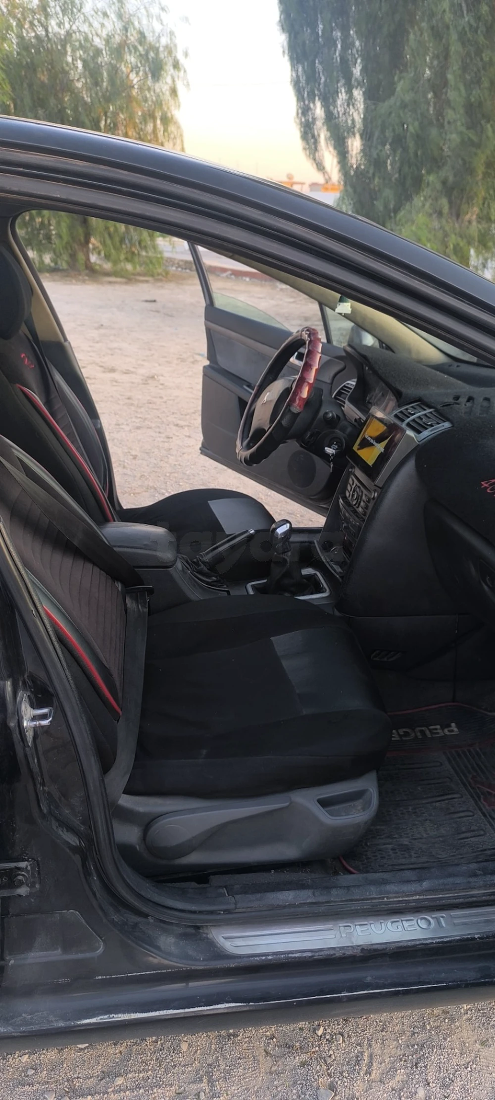 Peugeot 407