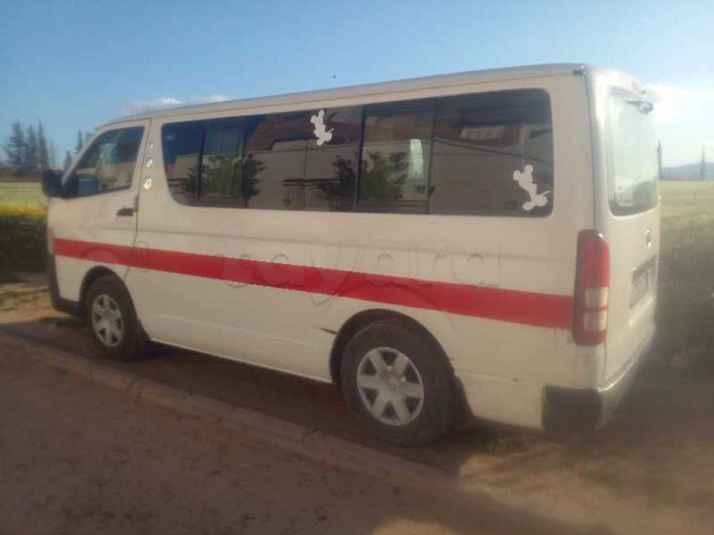 Carte voiture Toyota Hiace