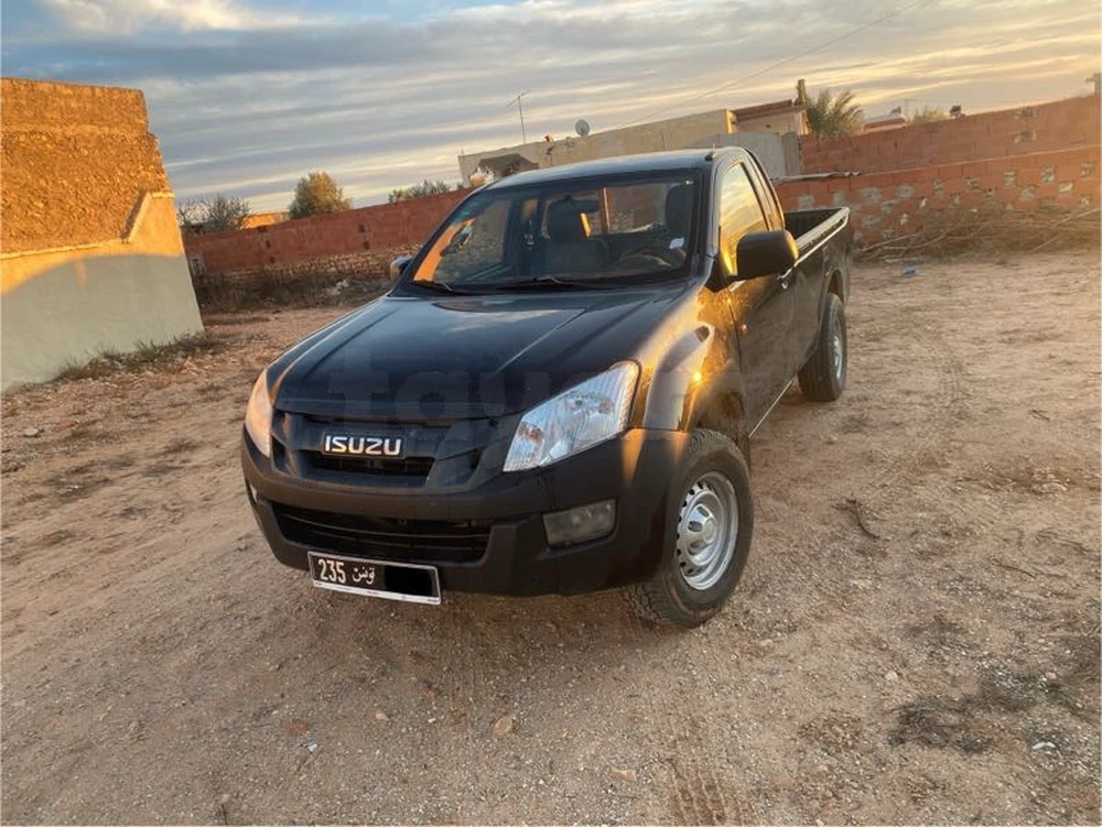 Carte voiture Isuzu D-Max