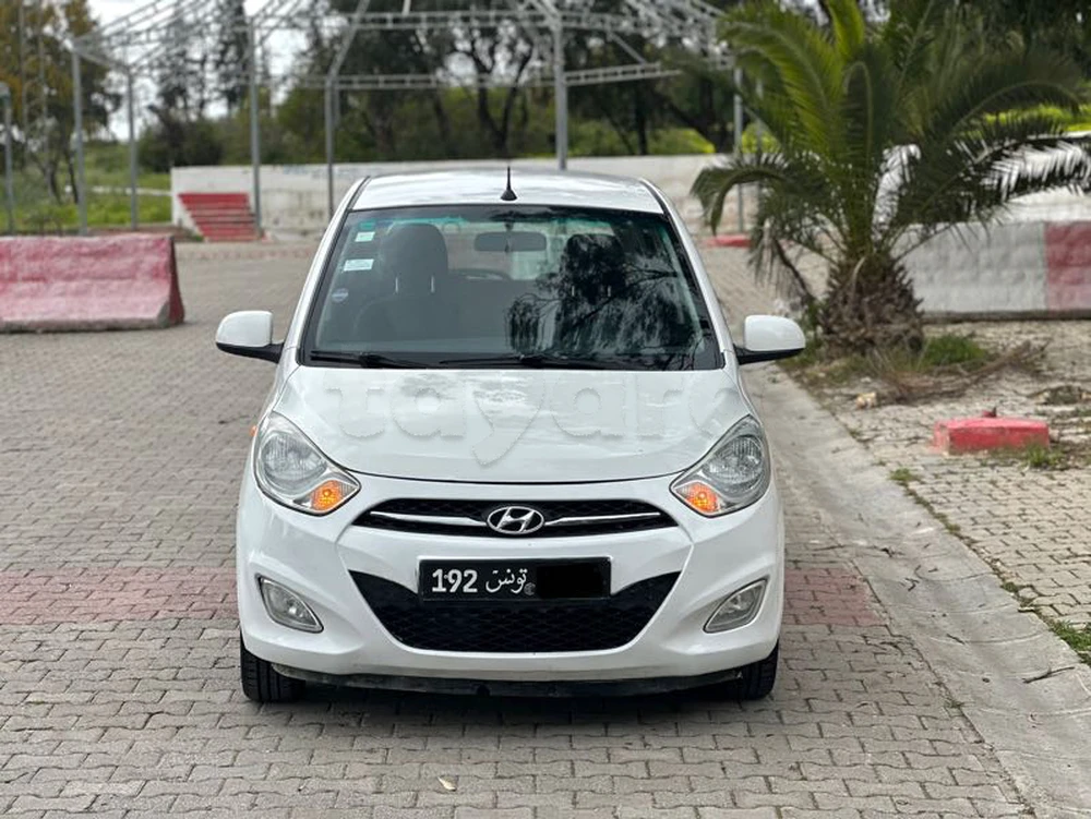 Carte voiture Hyundai i10