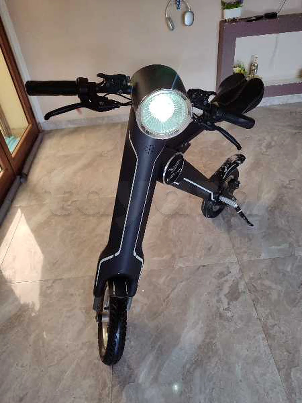 Mini scooter électrique