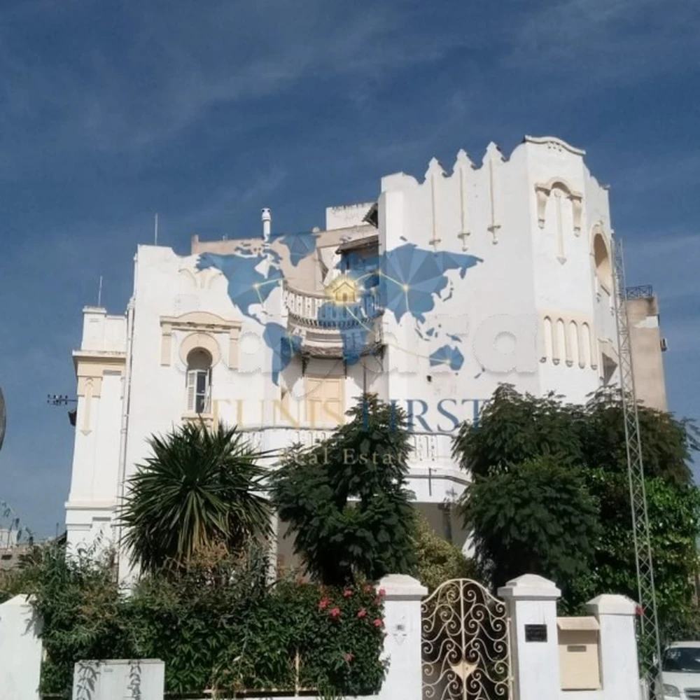 A Vendre Villa à rénover à Tunis