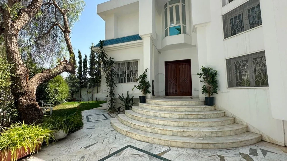 LES BERGES DU LAC 1 – VILLA INDÉPENDANTE AVEC PISCINE A LOUER