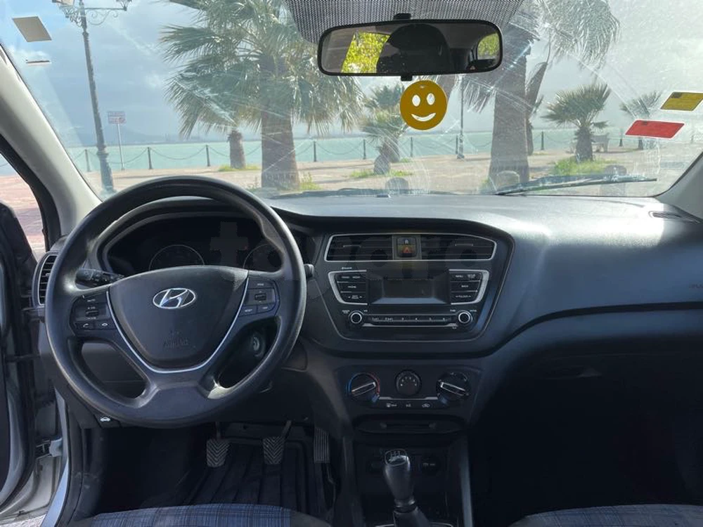 Carte voiture Hyundai i20