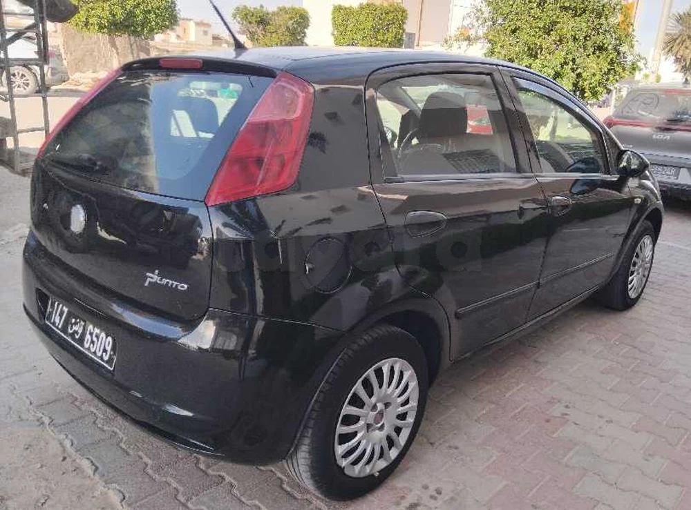 Carte voiture Fiat Punto