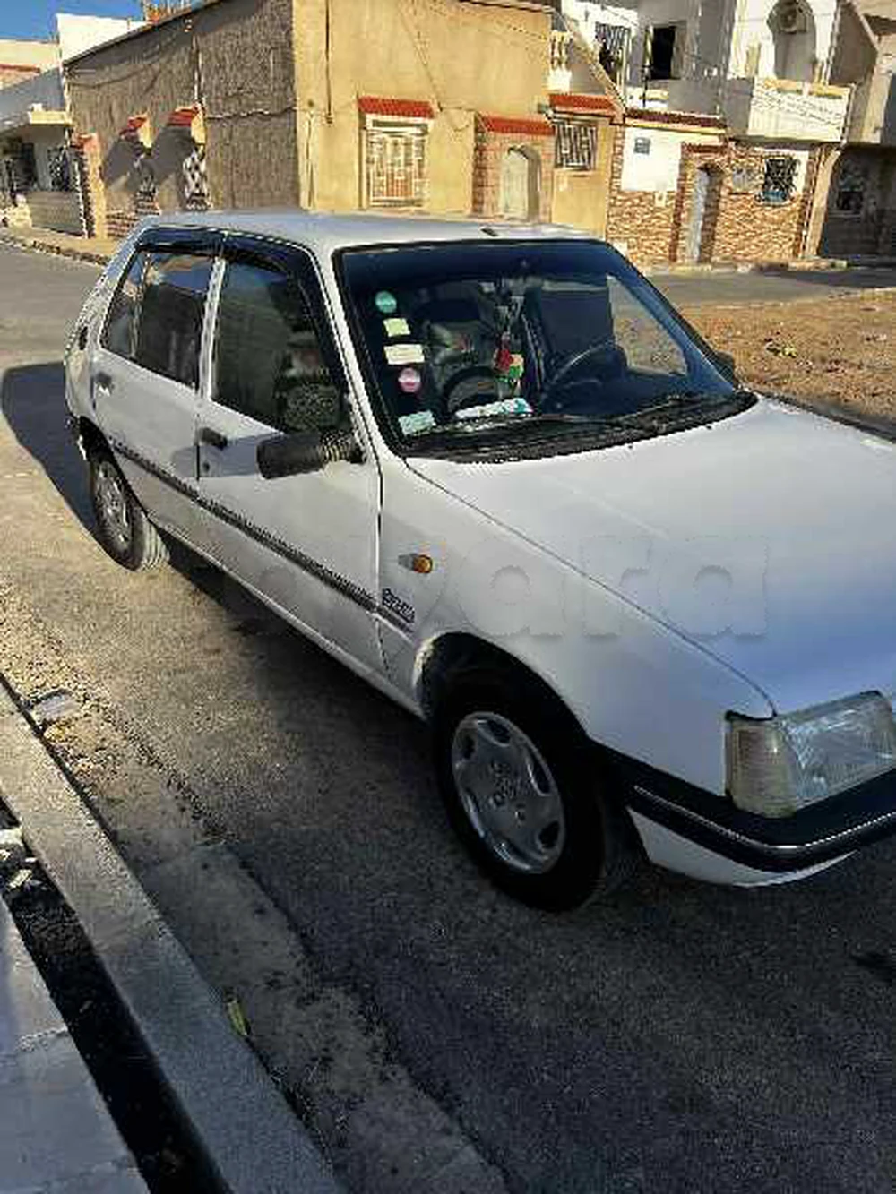 Carte voiture Peugeot 205