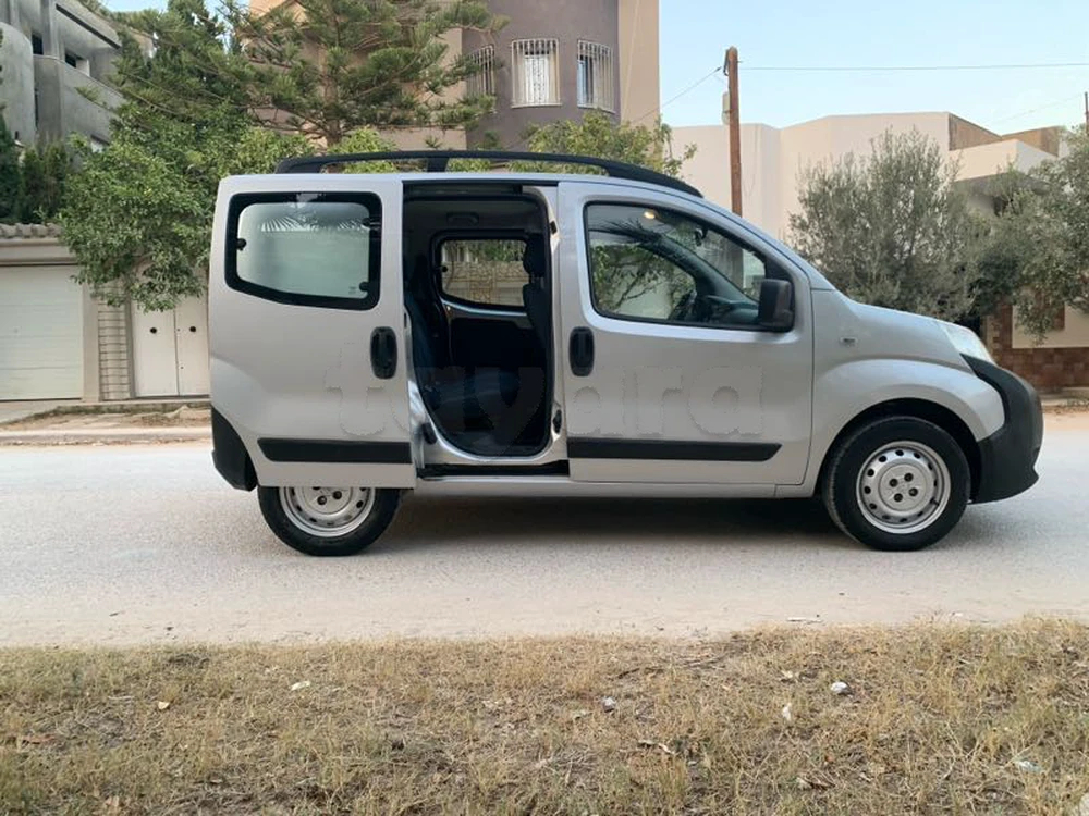 Carte voiture Peugeot Bipper