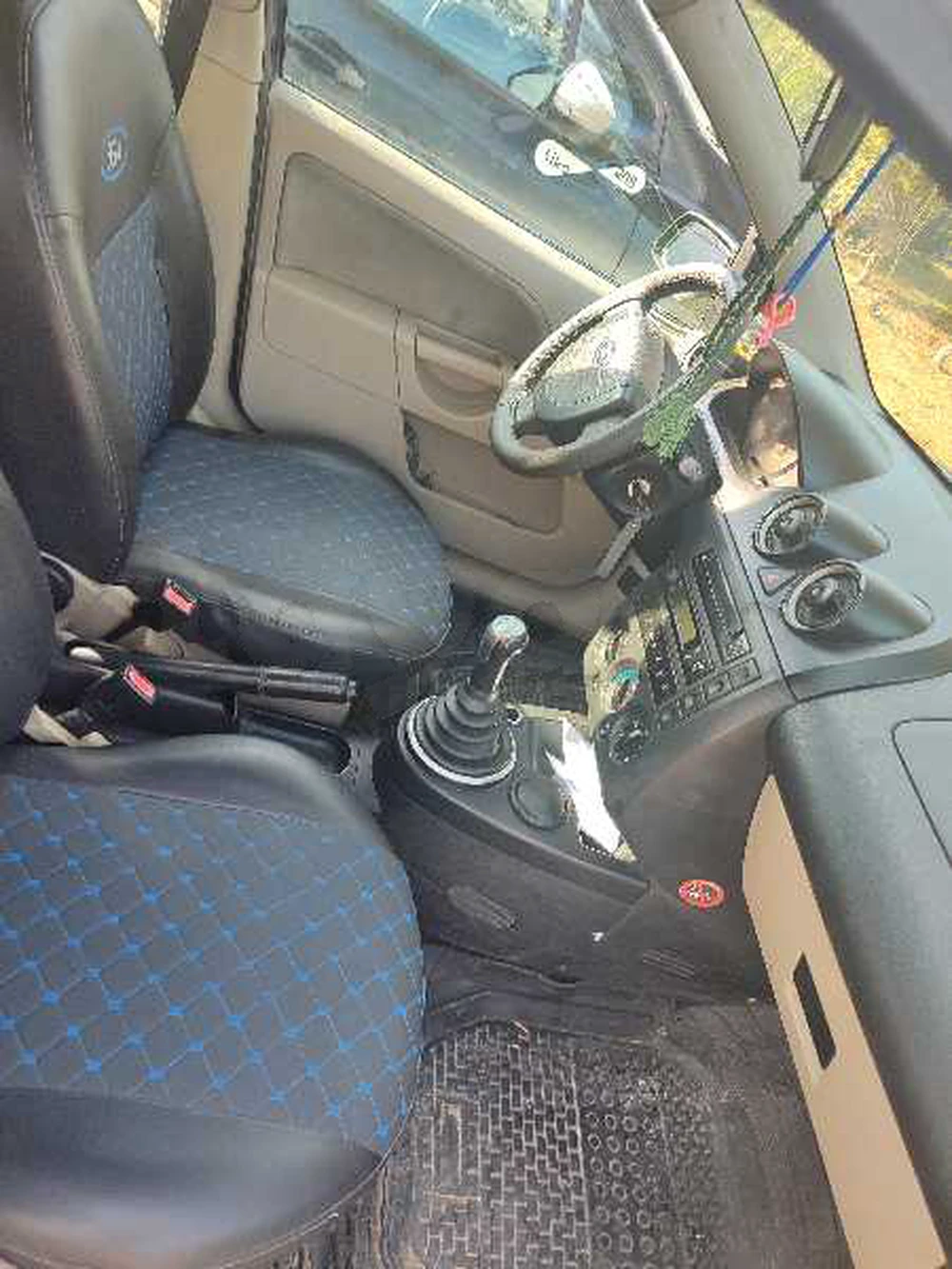 Carte voiture Ford Fiesta