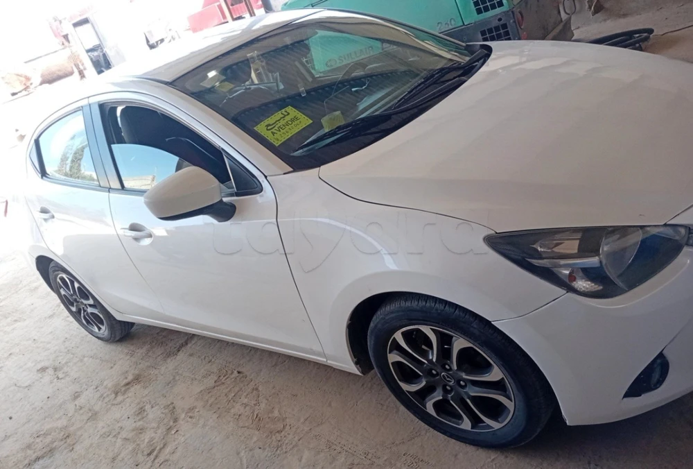 Carte voiture Mazda 2