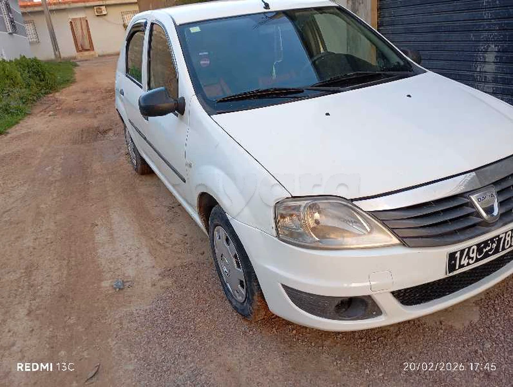 Carte voiture Dacia Logan