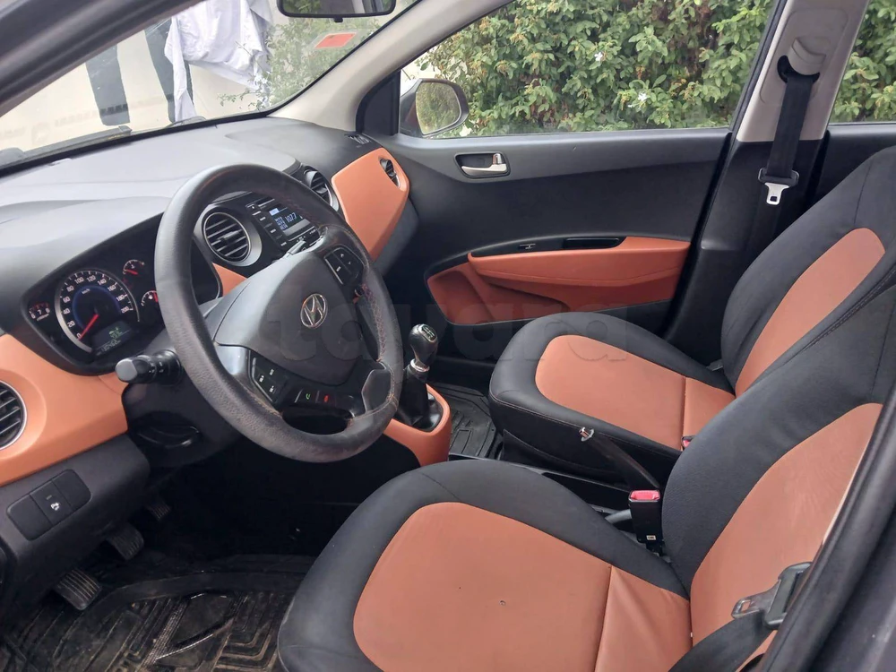 Carte voiture Hyundai i10