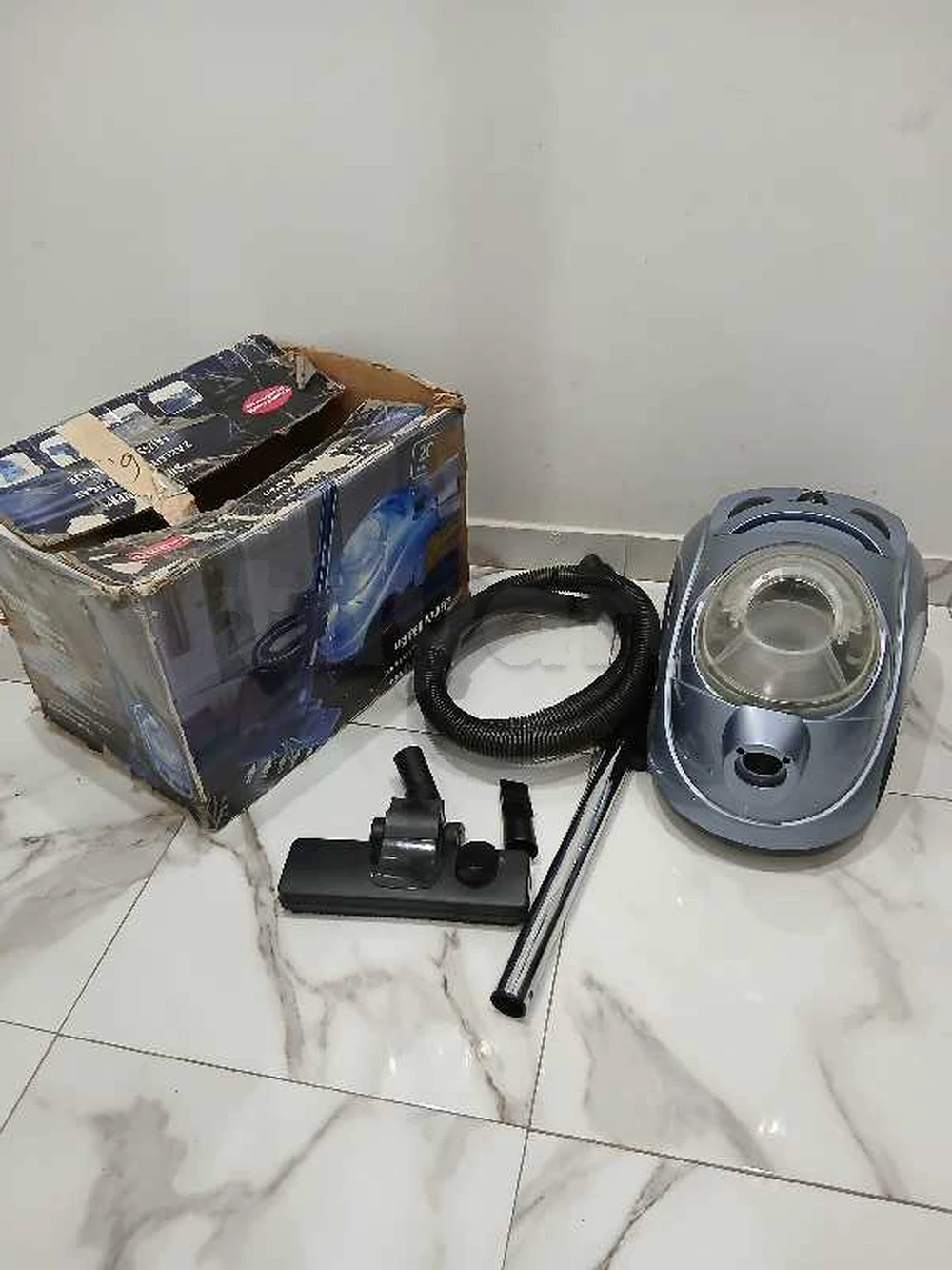 aspirateur électrique professionnel importé