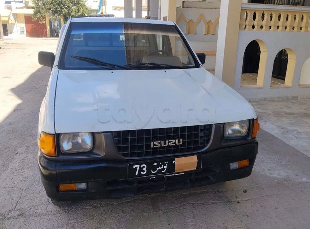 Isuzu Trooper