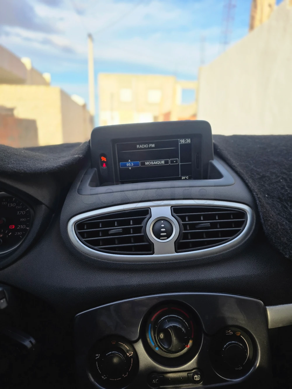 Carte voiture Renault Clio