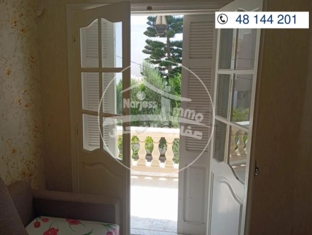 Studio à louer au 1er étage