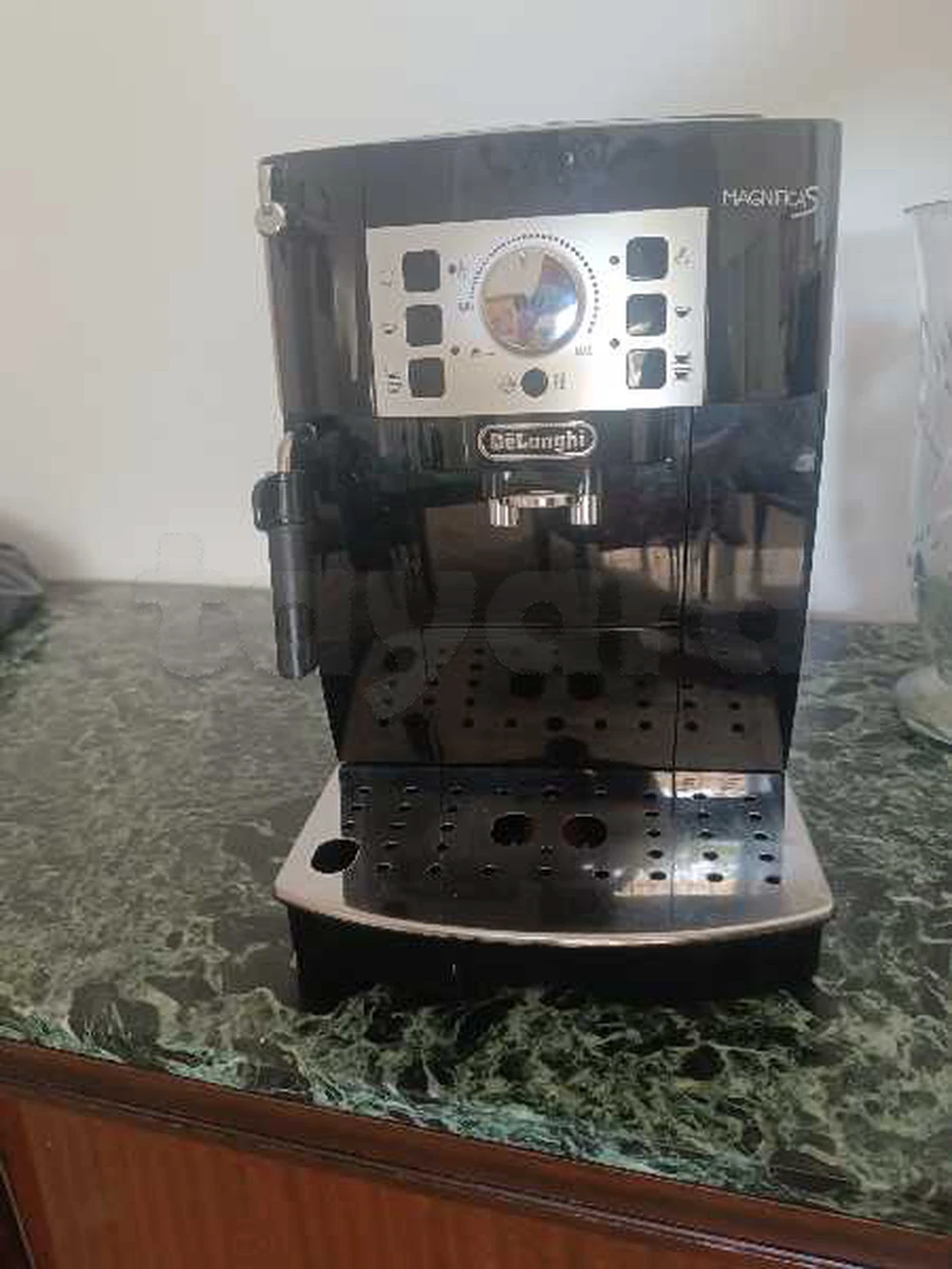 Machine a Cafe Automatique Delonghi Magnifica s