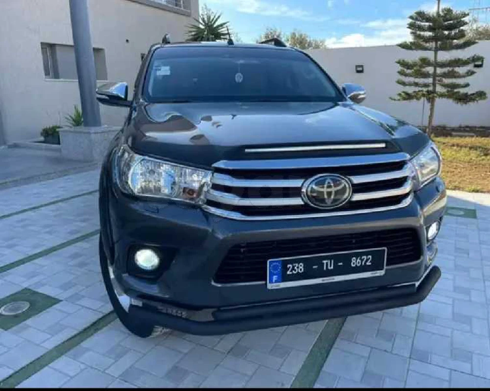 Carte voiture Toyota Hilux