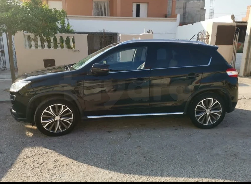 Peugeot 4008